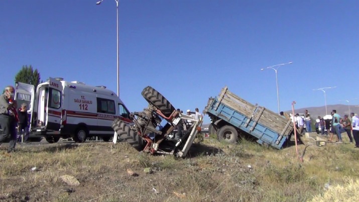 Erzincan’da Kaza 2 Ölü 6 Yaralı